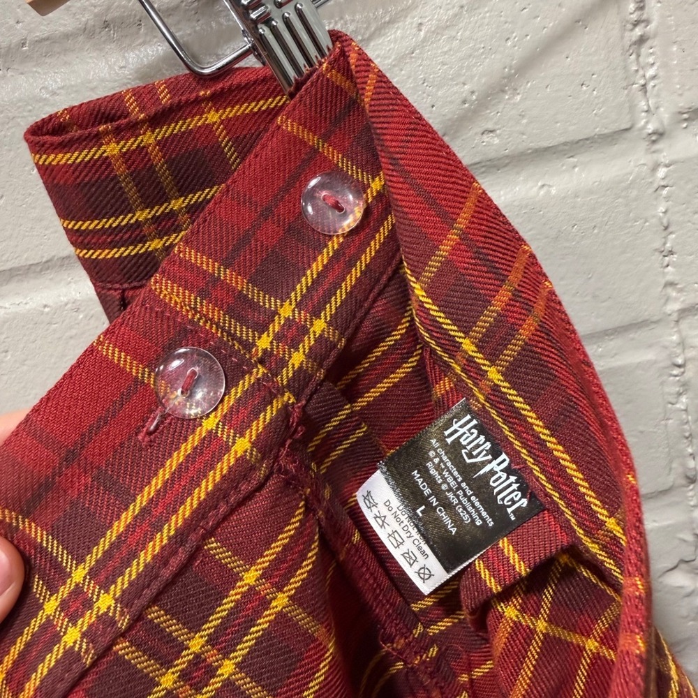 Harry Potter Gryffindor Plaid Skirt Pleated Mini NWT‎ Red Gold Lrg Hermione - Picture 8 of 13